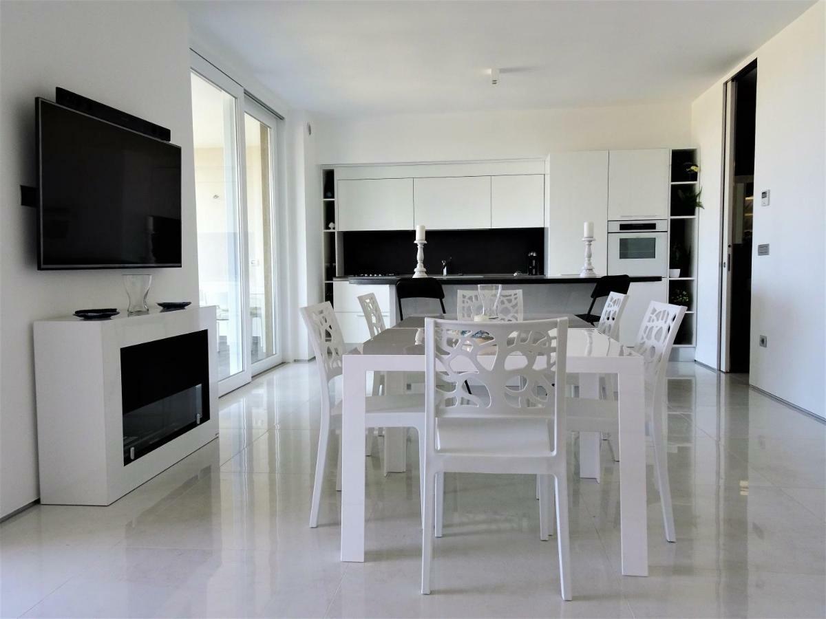Casa Di Marco Villa โมโนโปลี ภายนอก รูปภาพ